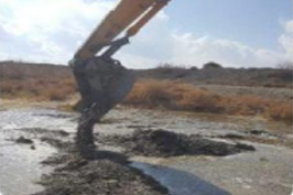 تخریب تونل های غیر مجاز برداشت پساب در شرق اصفهان