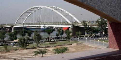 انسداد یک هفته ای در پل ورودی شهر