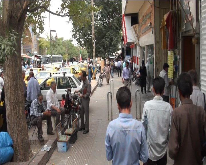 بررسی آخرین جزئیات احداث پیاده راه سازی خیابان اکباتان +گزارش