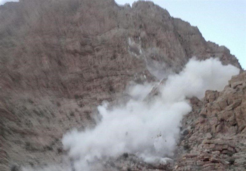 3 کشته و یک مجروح در ریزش کوه در کاشمر