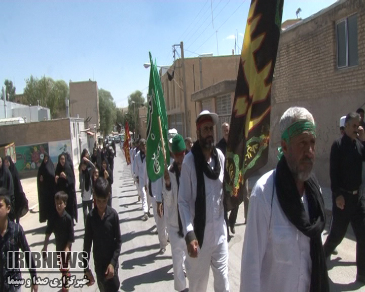 استقبال مردم بروجن از کاروان پیاده مشهد تا کربلا