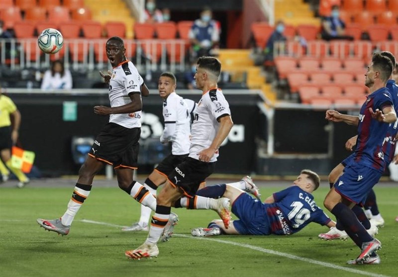 والنسیا ۱ لوانته ۱- توقف خفاشها در ثانیههای پایانی والنسیا ۱ لوانته ۱- توقف خفاشها در ثانیههای پایانی