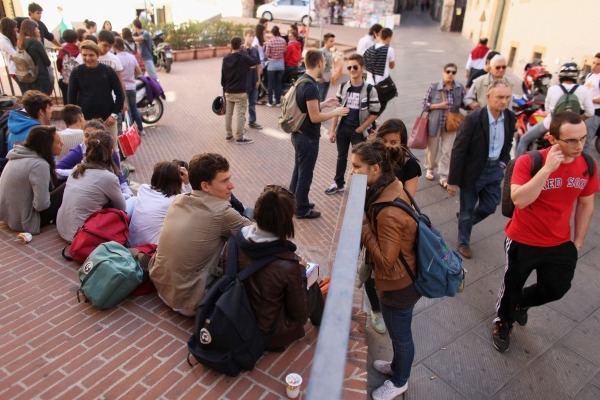 ایتالیا دومین کشور از نظر بیکاری جوانان در اروپا است ایتالیا دومین کشور از نظر بیکاری جوانان در اروپا است