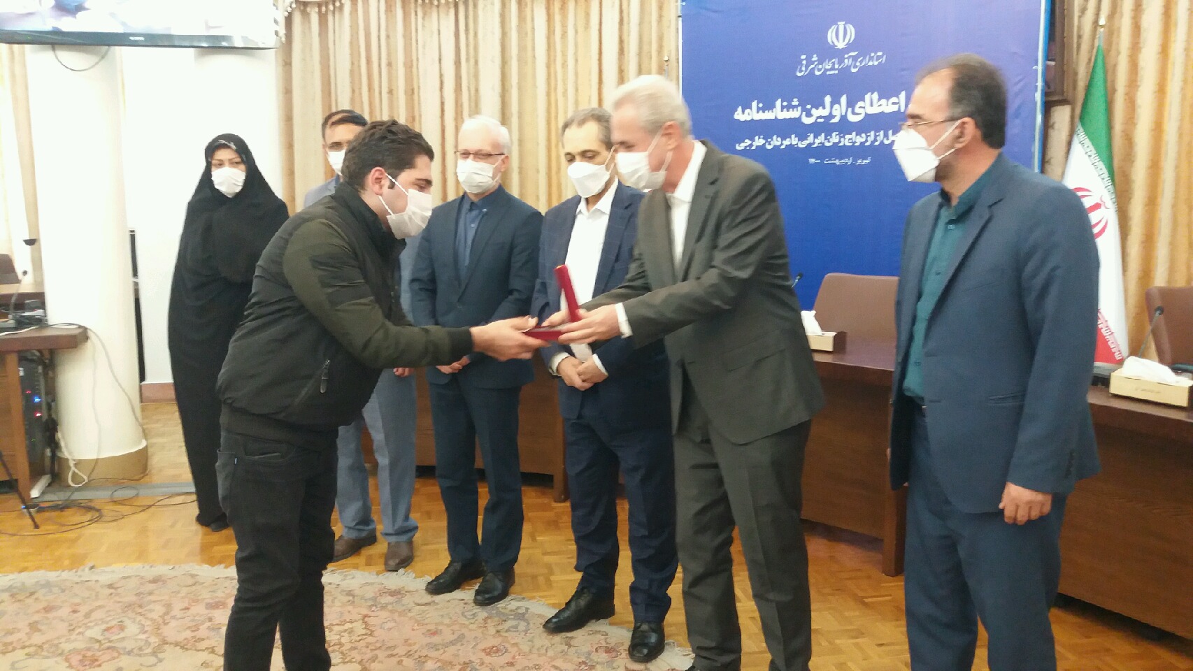 صدور شناسنامه به فرزندان با مادر ایرانی در آذربایجانشرقی صدور شناسنامه به فرزندان با مادر ایرانی در آذربایجانشرقی