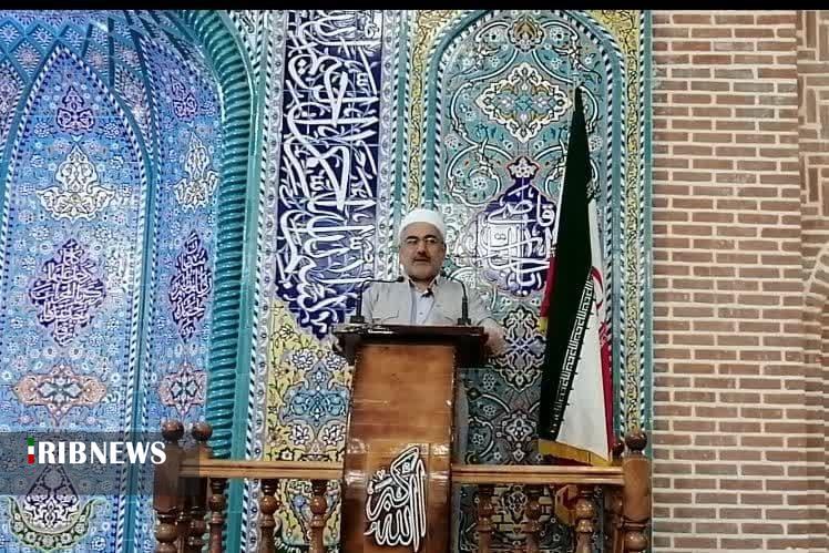 امام جمعه سردشت:دشمن باتروروجنایت به اهدافش نخواهد رسید