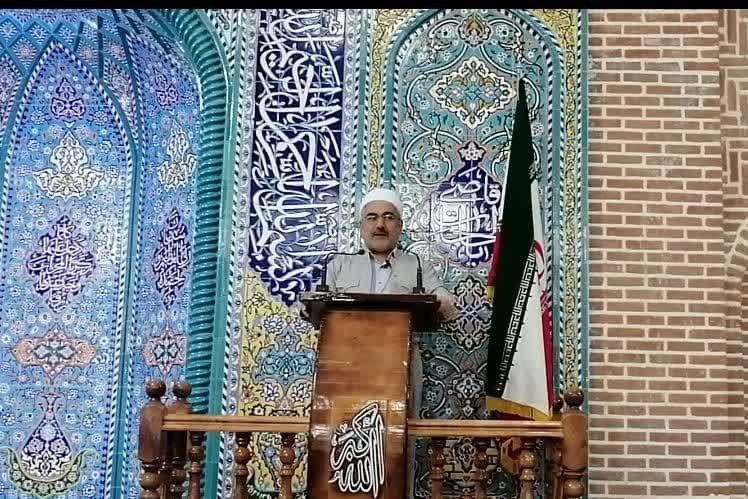 مردم سردشت پای آرمان های انقلاب ایستاده اند