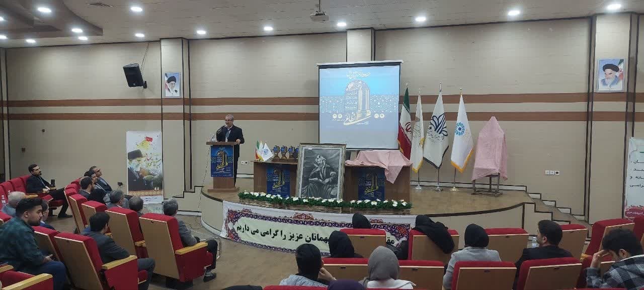 تجلیل از برگزیدگان همایش نظامی شناسی در ارومیه تجلیل از برگزیدگان همایش نظامی شناسی در ارومیه