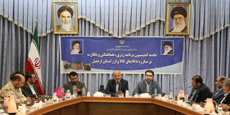 مبارزه با قاچاق کالا برای حمایت از تولید یک تکلیف همگانی است مبارزه با قاچاق کالا برای حمایت از تولید یک تکلیف همگانی است