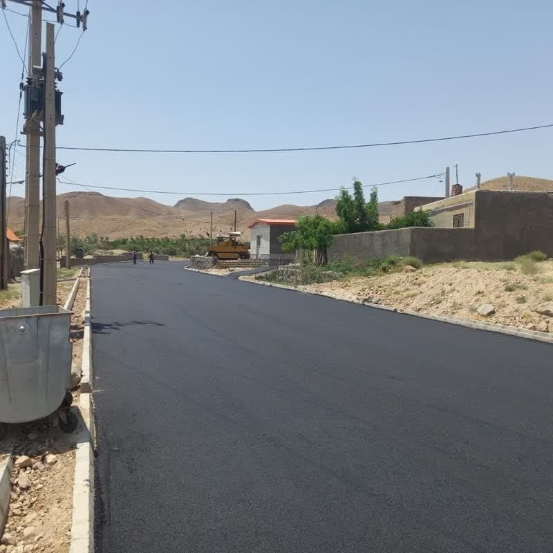 آسفالت معابر روستایی و نو نوار شدن معابر ۲۳۱ روستای خراسان جنوبی