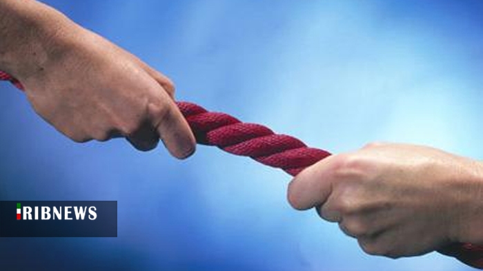 معرفی برگزیدگان مسابقات طناب کشی بانوان بسیجی قم معرفی برگزیدگان مسابقات طناب کشی بانوان بسیجی قم