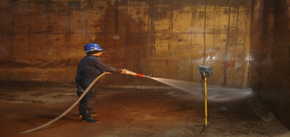 شستشوی مخزن تصفیه خانه آب شهرهای سردشت و ربط