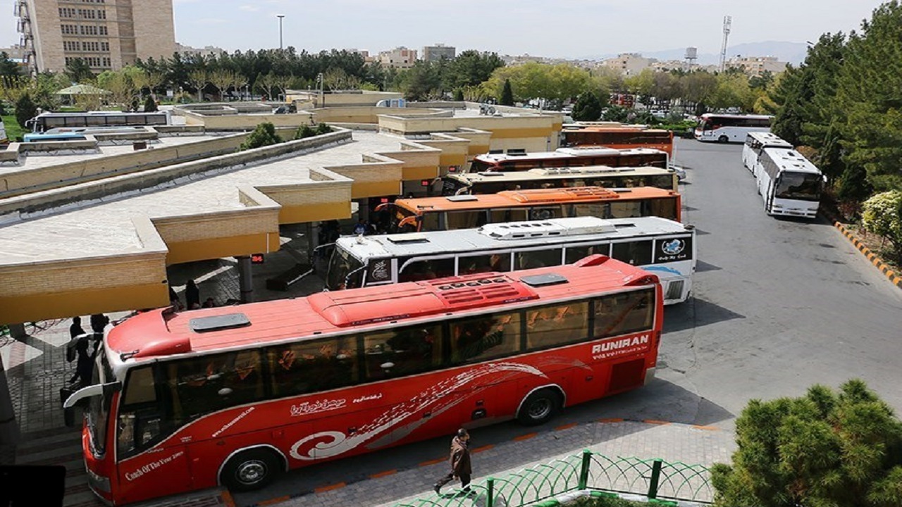 بیش از ۲ هزار و ۵۰۰ شرکت حمل و نقل آماده خدمت رسانی به زائران اربعین حسینی