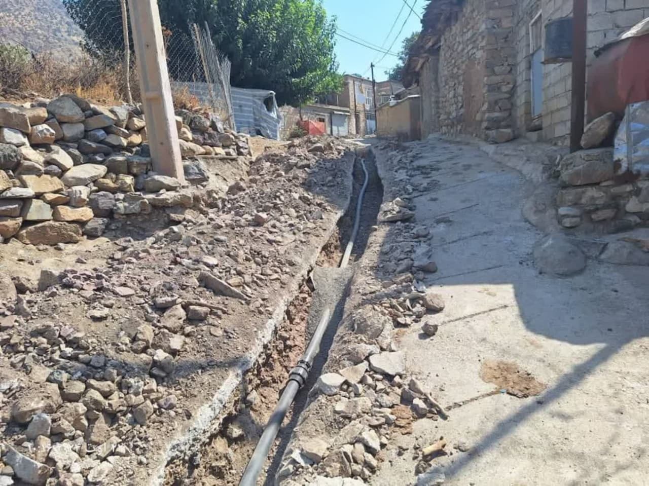 اصلاح شبکه توزیع آب روستای سنجوه شهرستان سردشت