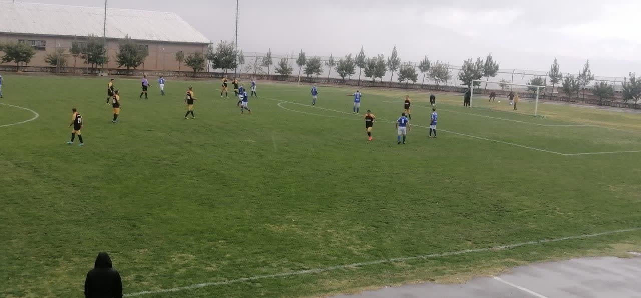 تساوی تیمهای پیشکسوتان سردشت با استقلال تهران تساوی تیمهای پیشکسوتان سردشت با استقلال تهران