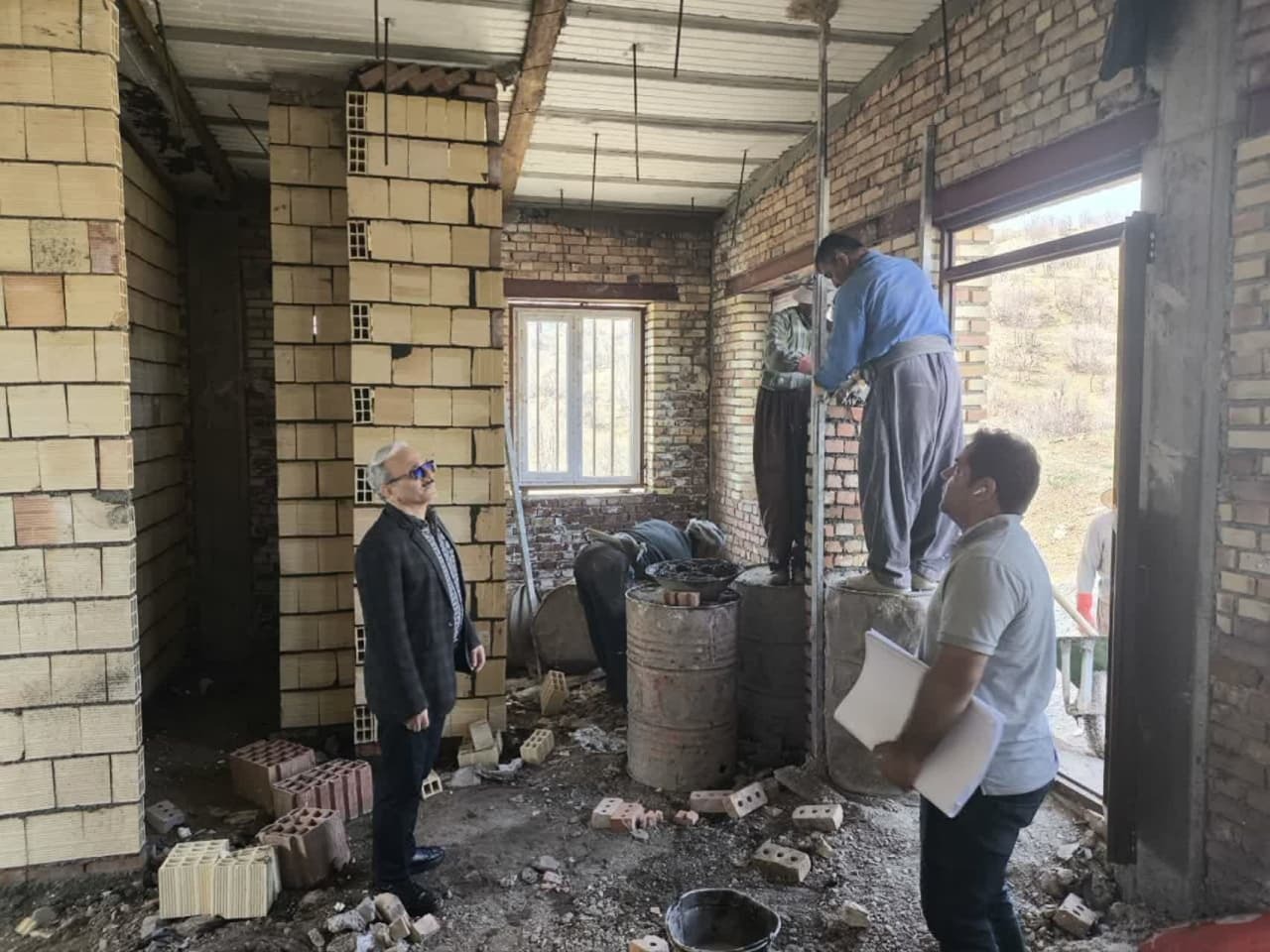 تکمیل مخزن ۲ هزار مترمکعبی شهرک فرهنگیان سردشت تکمیل مخزن ۲ هزار مترمکعبی شهرک فرهنگیان سردشت