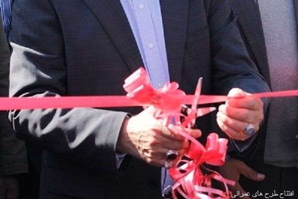 افتتاح و آغاز ساخت طرح‌های مختلف در شهر آباده طشک