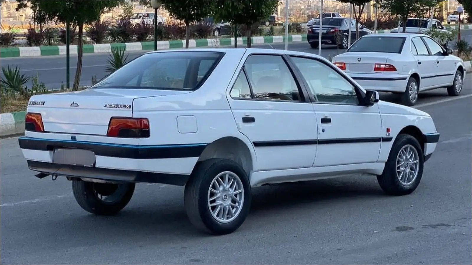 توقیف ۴ خودرو شوتی حامل احشام و لاستیک فاقد مجوز