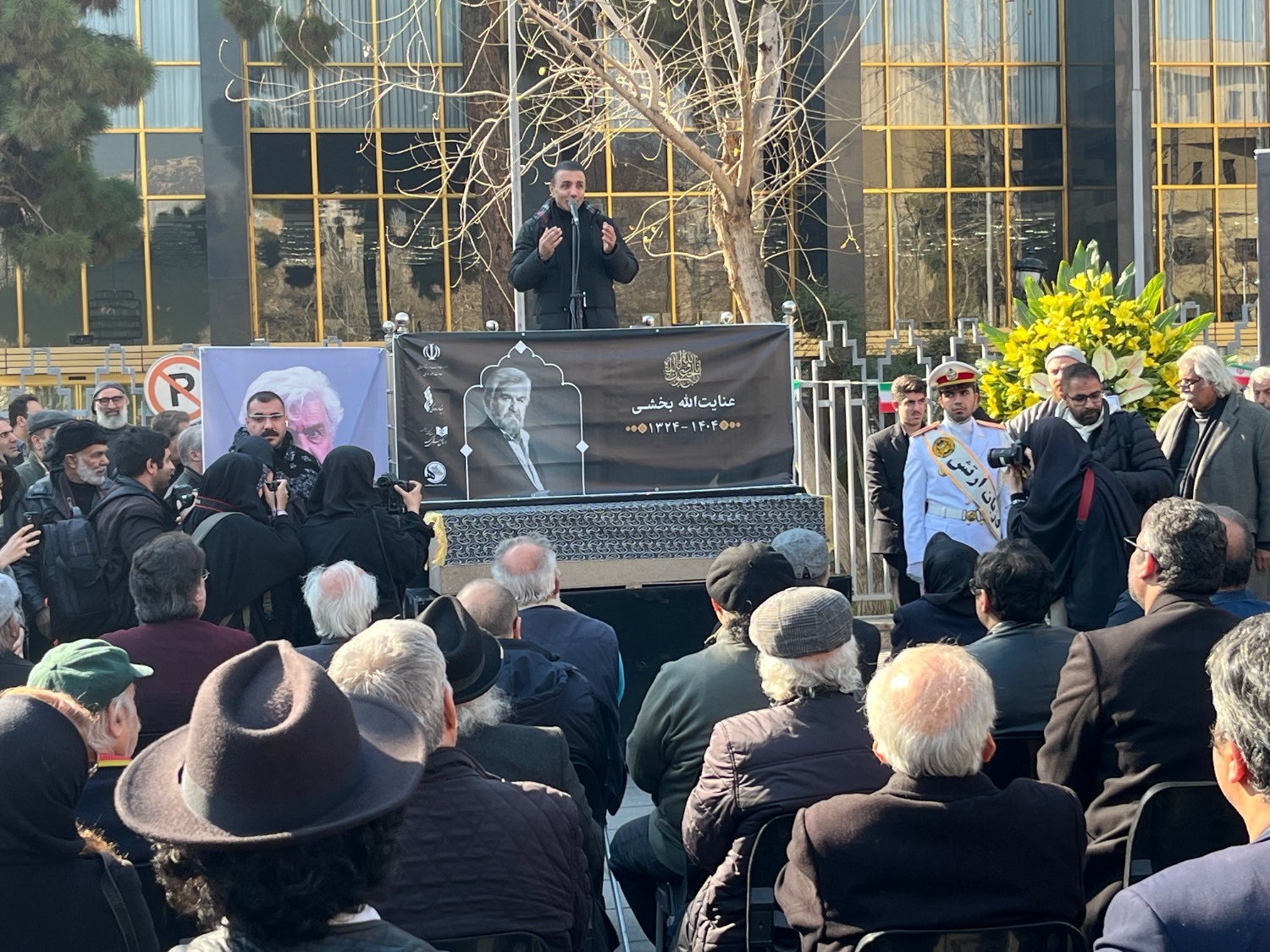 مراسم تشییع پیکر زنده یاد عنایت الله بخشی مراسم تشییع پیکر زنده یاد عنایت الله بخشی