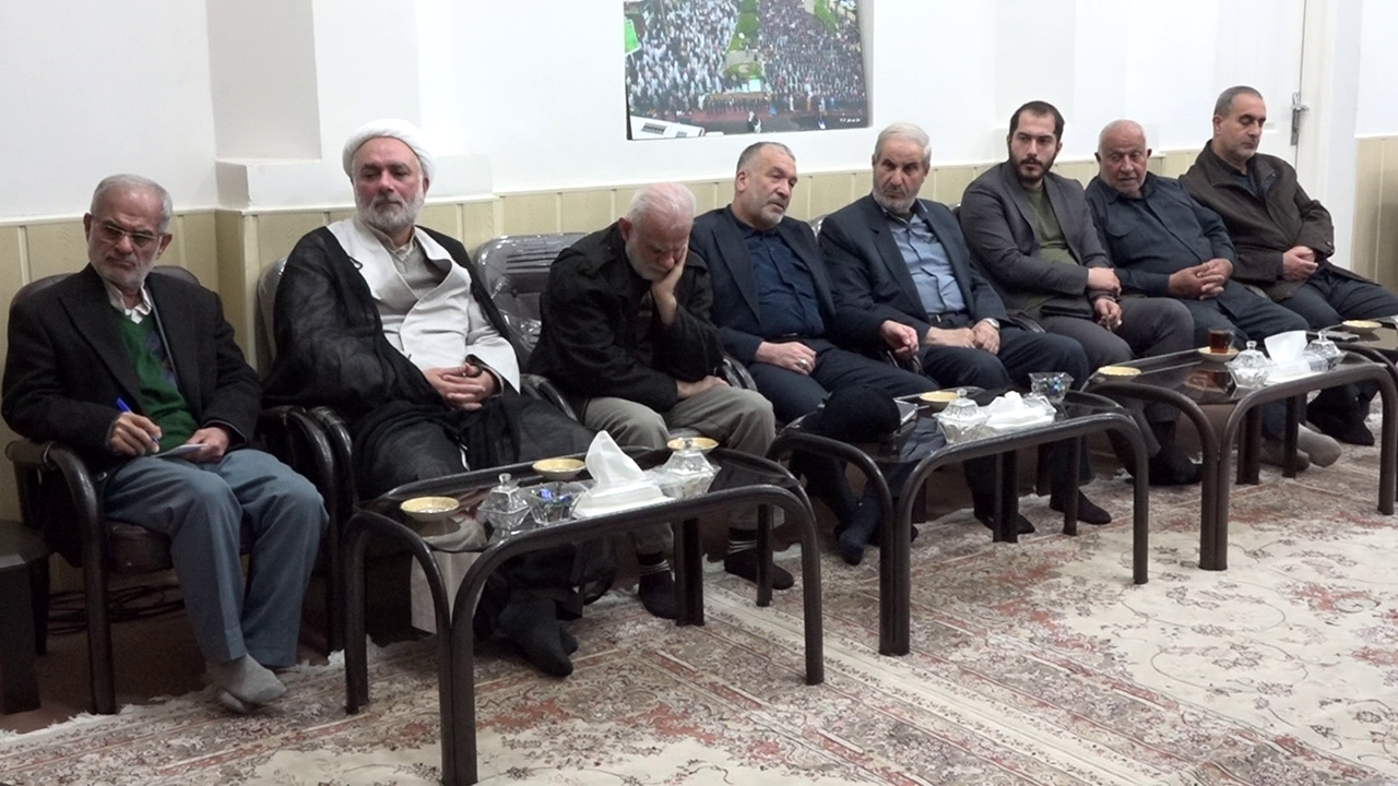 هدف نخست استکبار جهانی از بین بردن ایمان ملت است هدف نخست استکبار جهانی از بین بردن ایمان ملت است