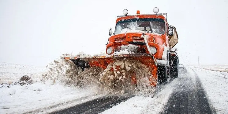 برفروبی ۳ هزار کیلومتر از راه‌های همدان