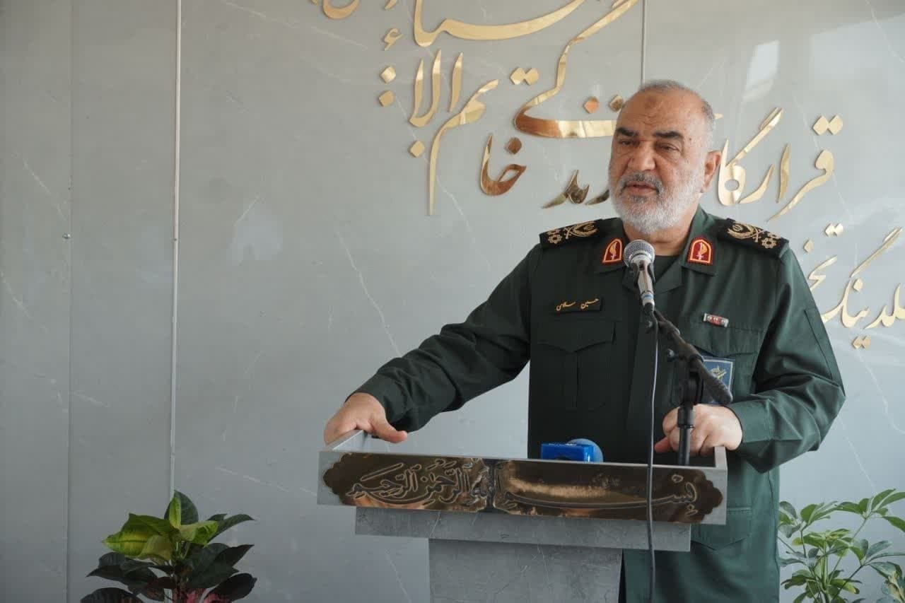 **** فرمانده کل سپاه: خط راه‌آهن چابهار - زاهدان یک دستاورد ملی است