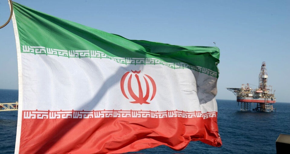 از توزیع روزانه ۲۰۰ میلیون بنزین تا پایداری تولید نفت و گاز