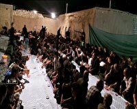 نیم قرن عزاداری و اطعام حسینی در منزل یک پیرغلام در شهر بهمن