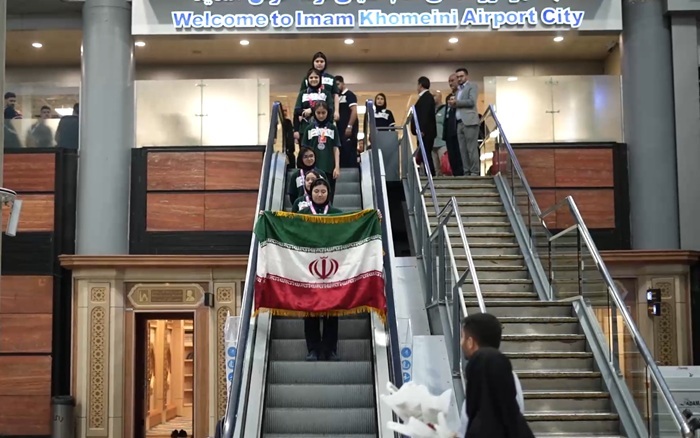 تیم رباتیک دانش آموزی ایران از مسابقات جهانی پکن بازگشت تیم رباتیک دانش آموزی ایران از مسابقات جهانی پکن بازگشت