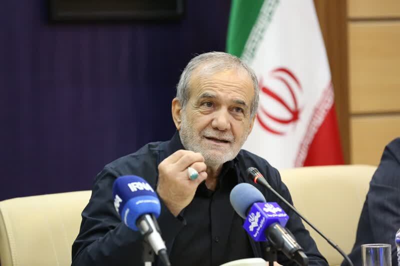 نقش نخبگان وجامعه دانشگاهی در ساخت کشور