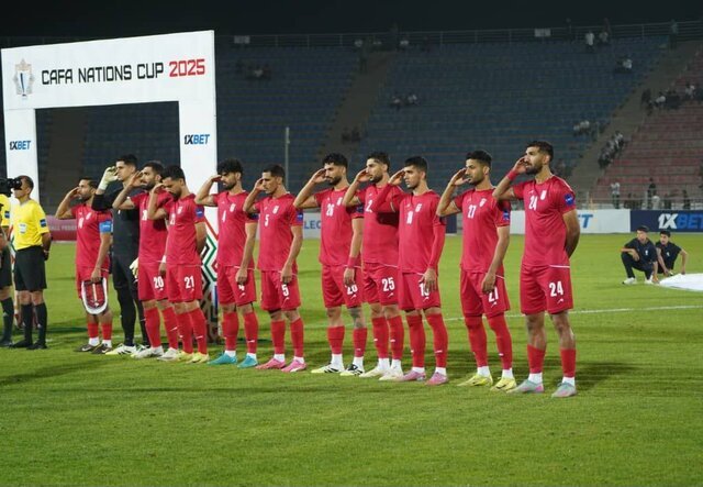 پیروزی تیم ملی فوتبال ایران مقابل تاجیکستان در نیمه نخست پیروزی تیم ملی فوتبال ایران مقابل تاجیکستان در نیمه نخست