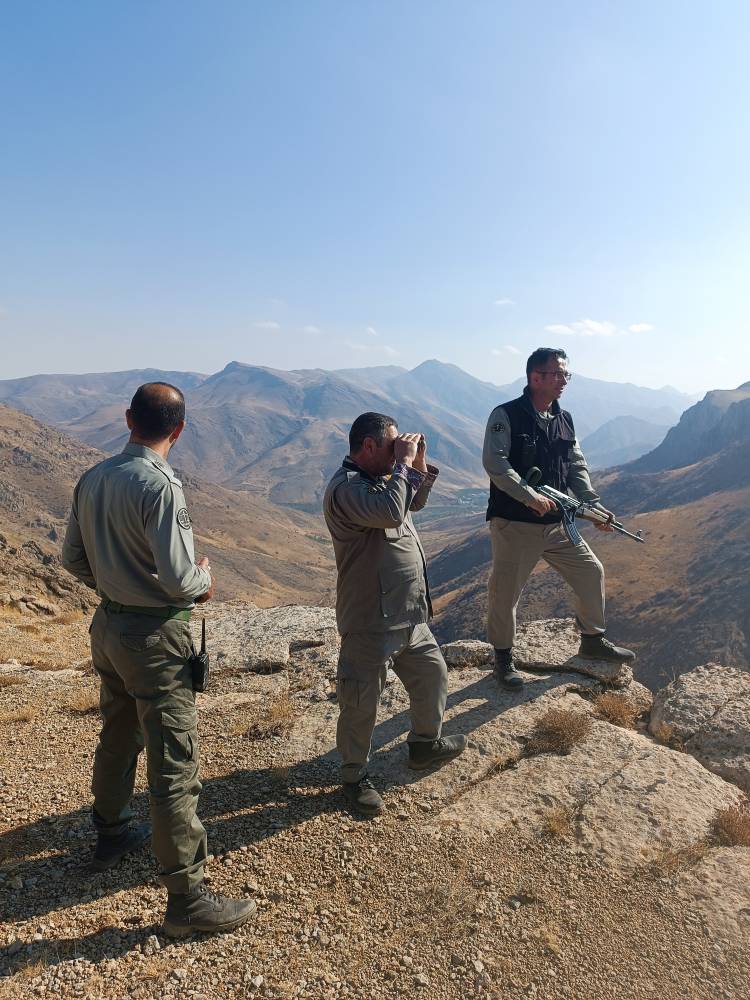 گشت و کنترل زیستگاه‌های خشکی و آبی شهرستان ارومیه توسط یگان حفاظت محیط زیست