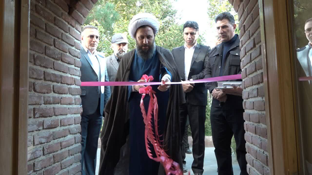 افتتاح نمایشگاه صنایع دستی و هنر‌های تجسمی در خوی