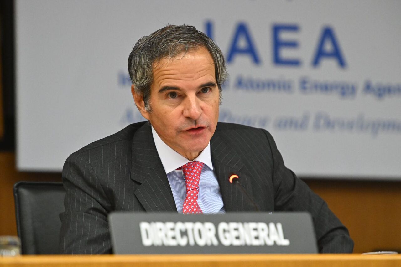 گروسی: بازرسان آژانس به ایران بازگشته‌اند