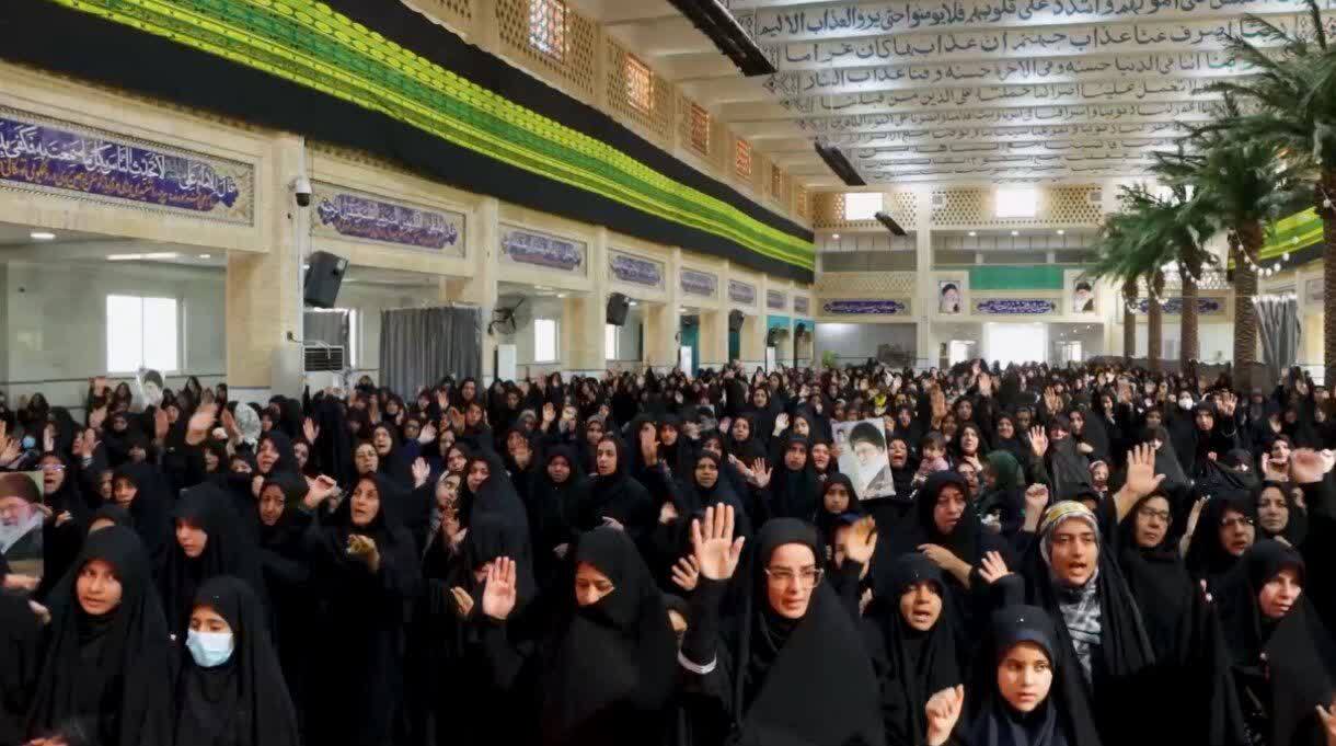 اجتماع بانوان پرچمدار فاطمی در مهریز اجتماع بانوان پرچمدار فاطمی در مهریز