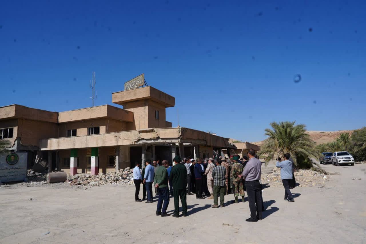 بازدید اعضاء کمیسیون امنیت ملی مجلس از محل جنایت رژیم صهیونیستی در قصرشیرین بازدید اعضاء کمیسیون امنیت ملی مجلس از محل جنایت رژیم صهیونیستی در قصرشیرین