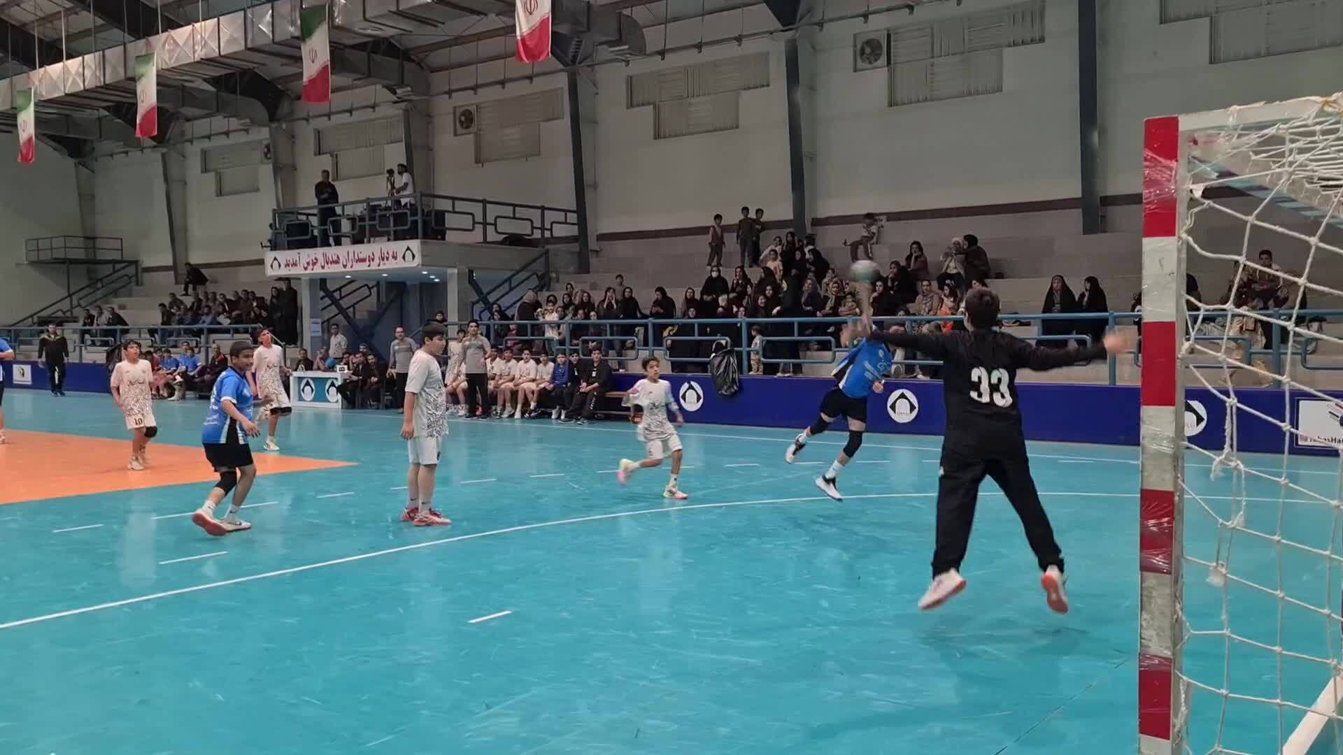 طبس میزبان مسابقات آکادمی هندبال جام پلیکان