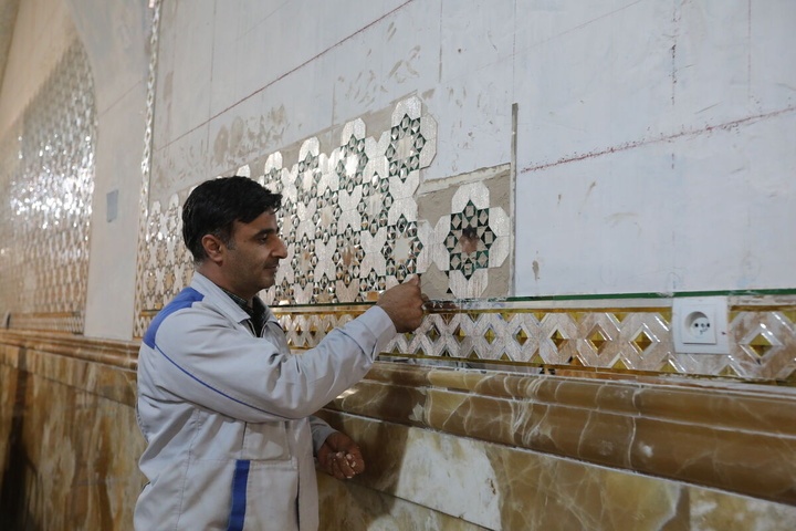 تلاقی هنر و معنویت در حرم امام هشتم (ع) تلاقی هنر و معنویت در حرم امام هشتم (ع)