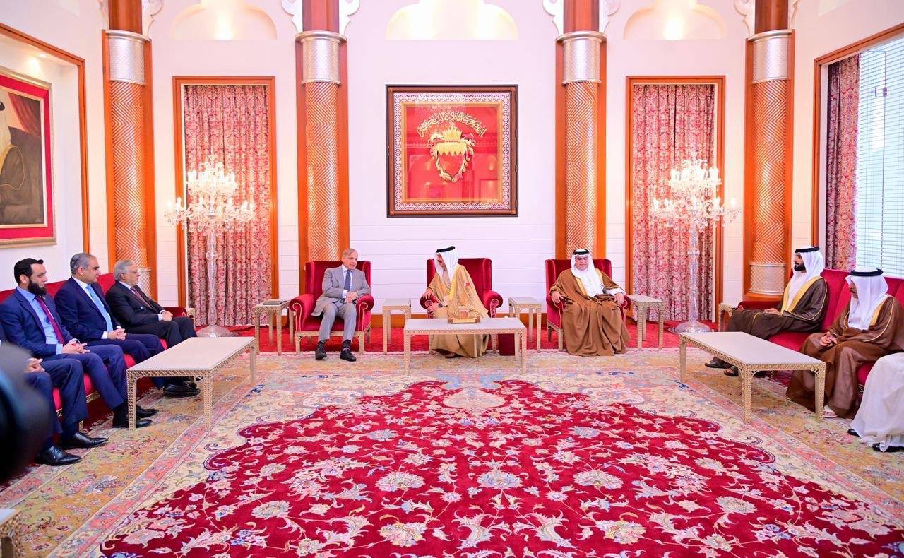 توافق پاکستان و بحرین برای افزایش تجارت دوجانبه تا یک میلیارد دلار توافق پاکستان و بحرین برای افزایش تجارت دوجانبه تا یک میلیارد دلار