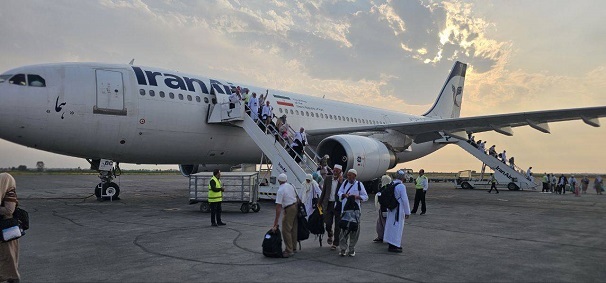 ورود هفتمین پرواز حجاج استان گلستان به فرودگاه بین المللی شهدای گرگان عصر امروز